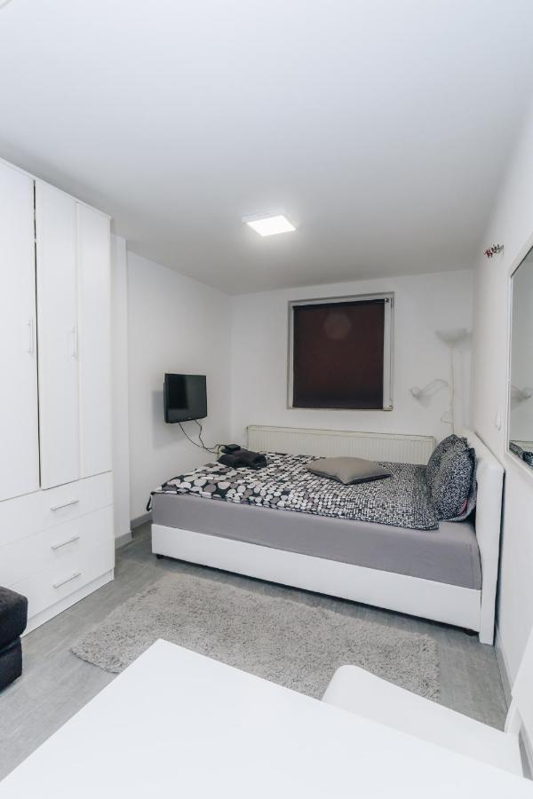 Apartments Luka Kragujevac Kültér fotó